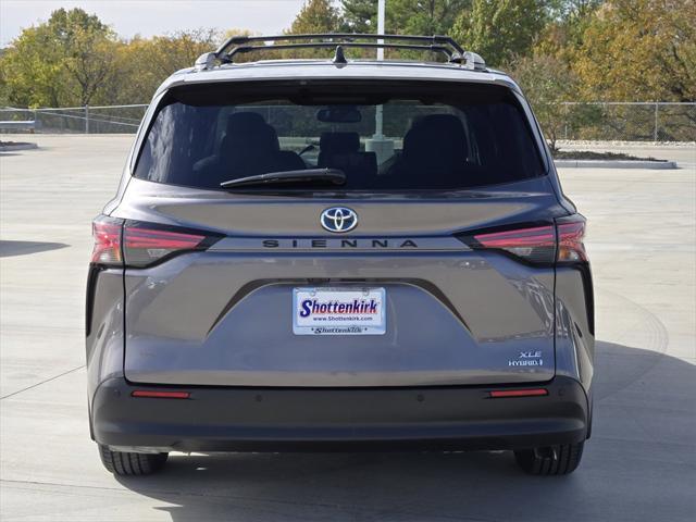 used 2022 Toyota Sienna car, priced at $32,894