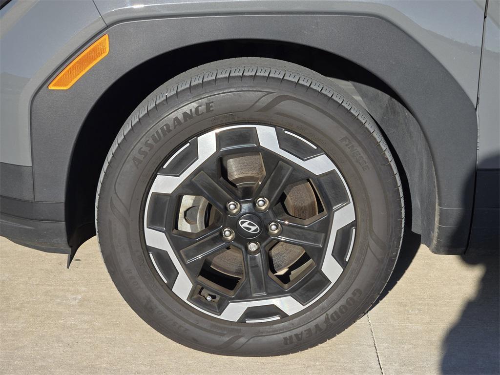 used 2024 Hyundai Santa Fe car, priced at $27,720