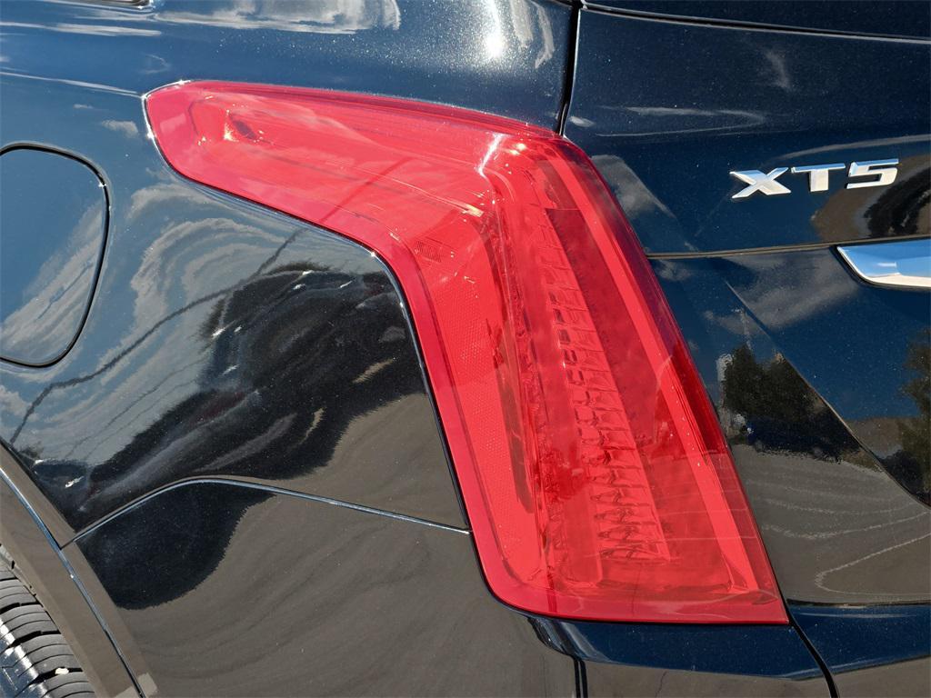 used 2019 Cadillac XT5 car, priced at $19,575
