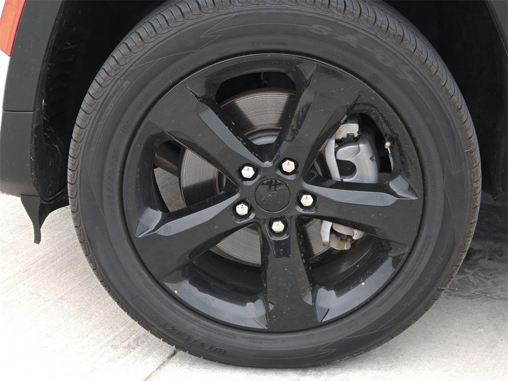 used 2023 Jeep Grand Cherokee L car, priced at $26,904