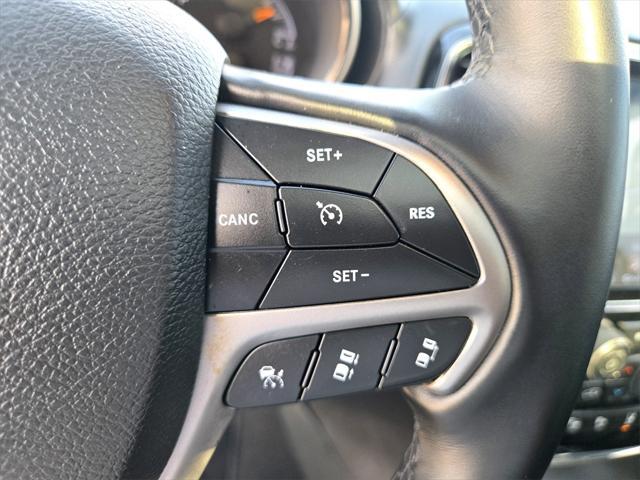used 2020 Jeep Grand Cherokee car, priced at $30,908