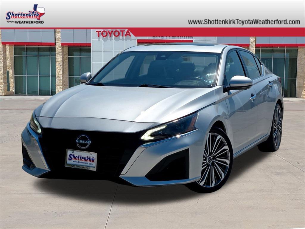 used 2023 Nissan Altima car, priced at $19,939