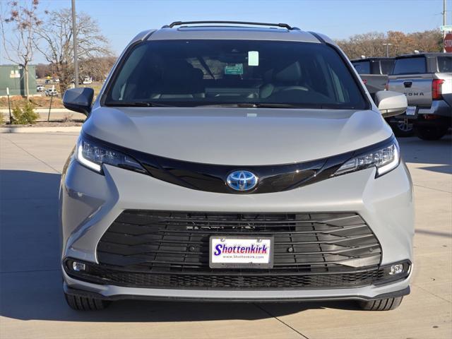 new 2025 Toyota Sienna car, priced at $53,611