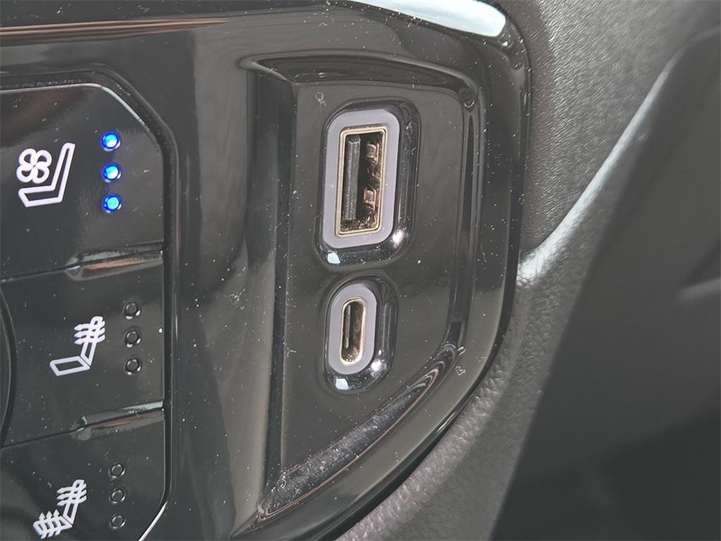 used 2023 Chevrolet Silverado 1500 car, priced at $49,971