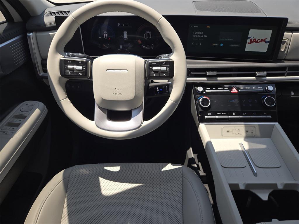used 2025 Hyundai Santa Fe car, priced at $32,901
