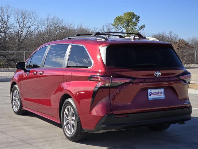 used 2022 Toyota Sienna car, priced at $35,954