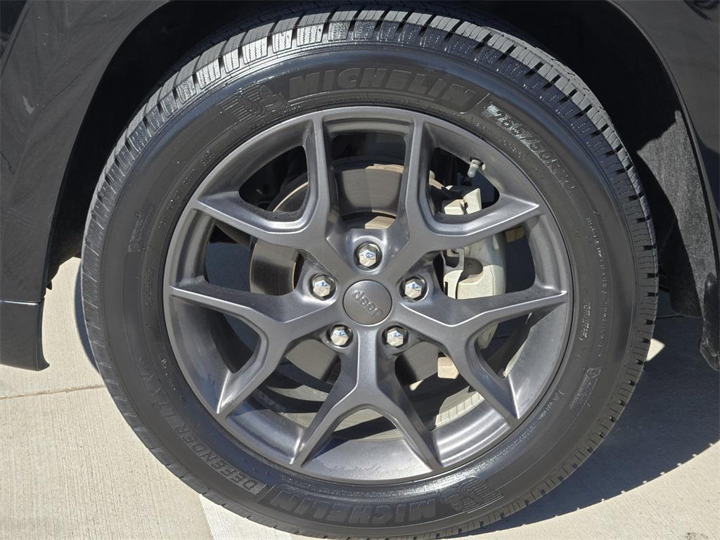 used 2019 Jeep Grand Cherokee car, priced at $18,939