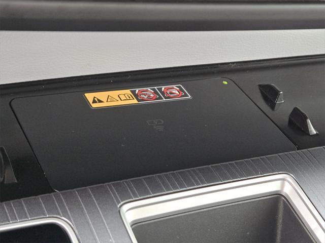 used 2025 Toyota Sienna car, priced at $43,873