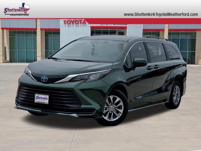 used 2025 Toyota Sienna car, priced at $43,873