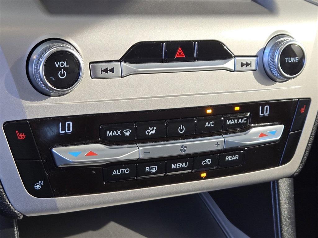 used 2021 Ford Explorer car, priced at $24,934