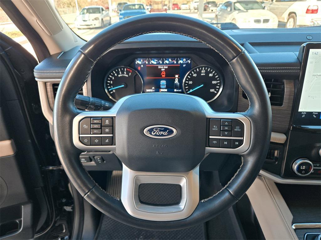 used 2024 Ford Expedition car, priced at $50,930