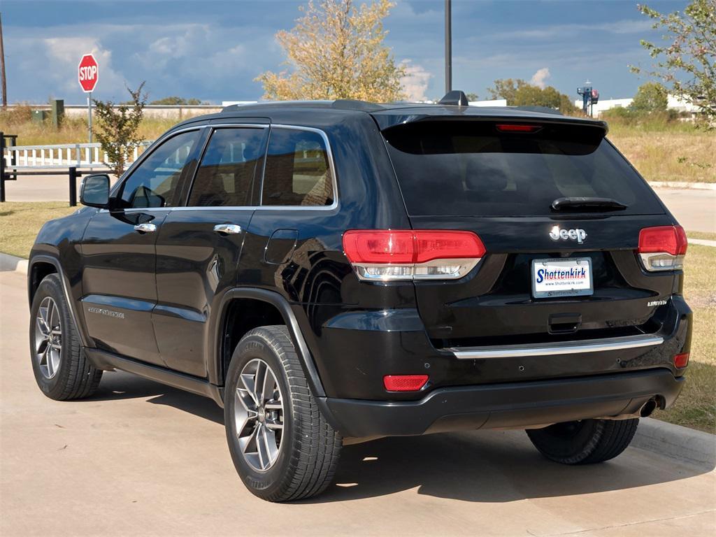 used 2017 Jeep Grand Cherokee car, priced at $14,938