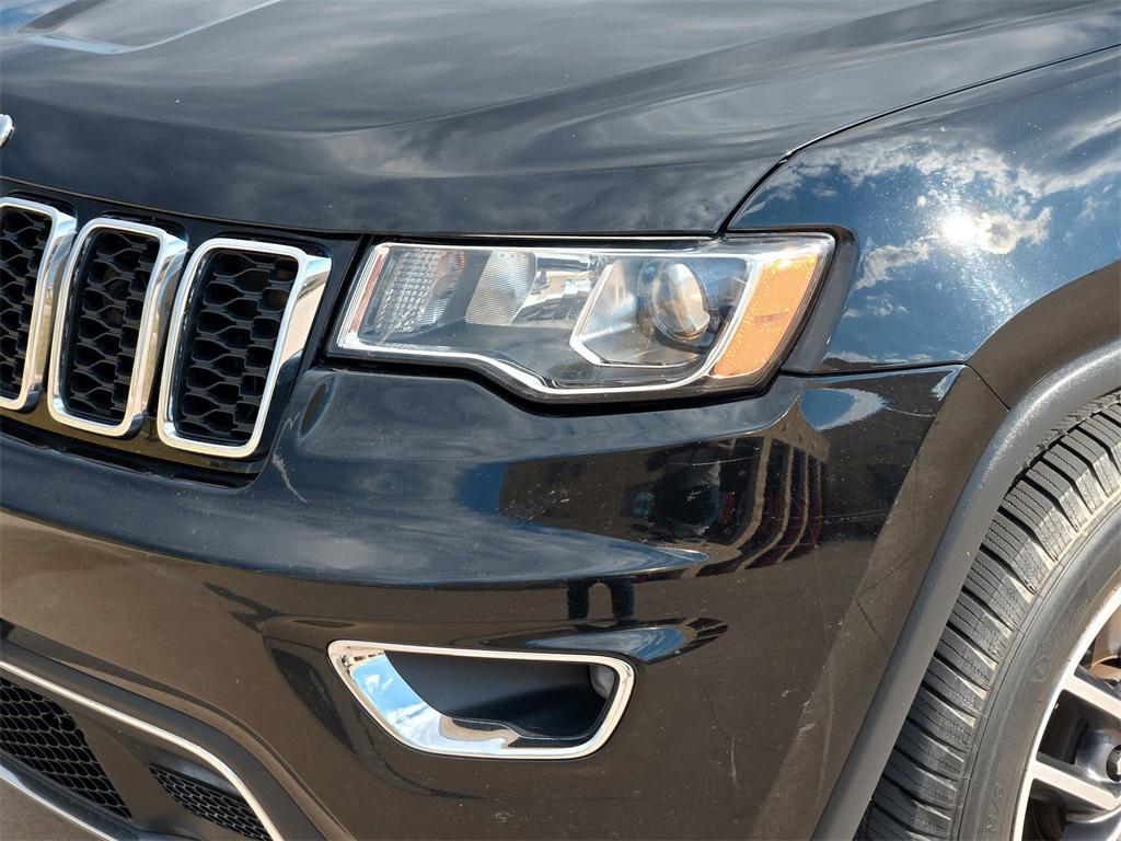 used 2017 Jeep Grand Cherokee car, priced at $14,938