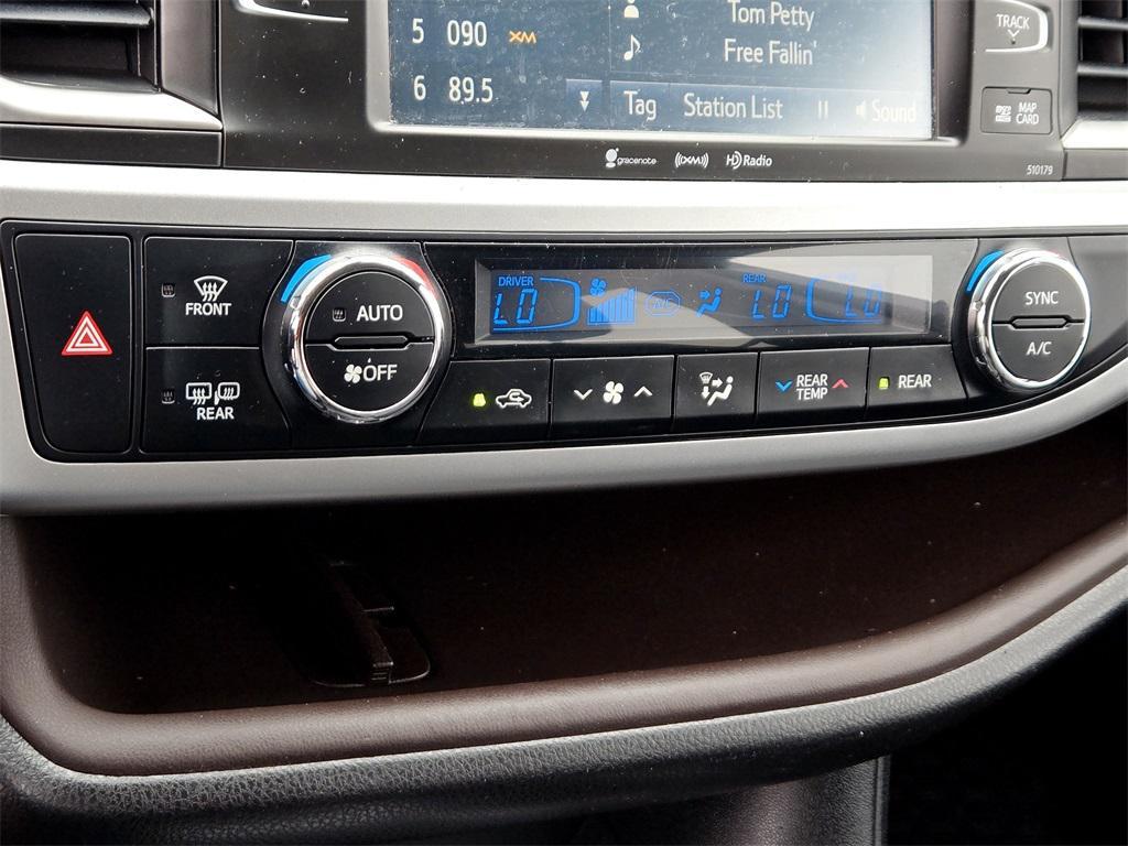 used 2018 Toyota Highlander car, priced at $19,963