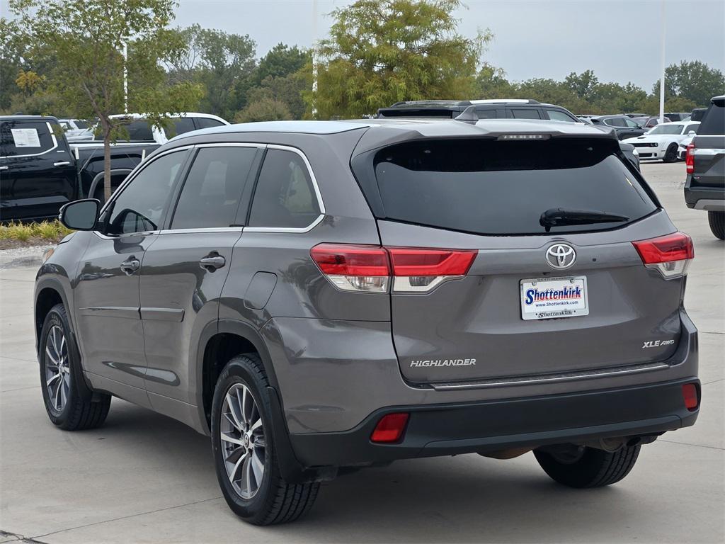 used 2018 Toyota Highlander car, priced at $19,963