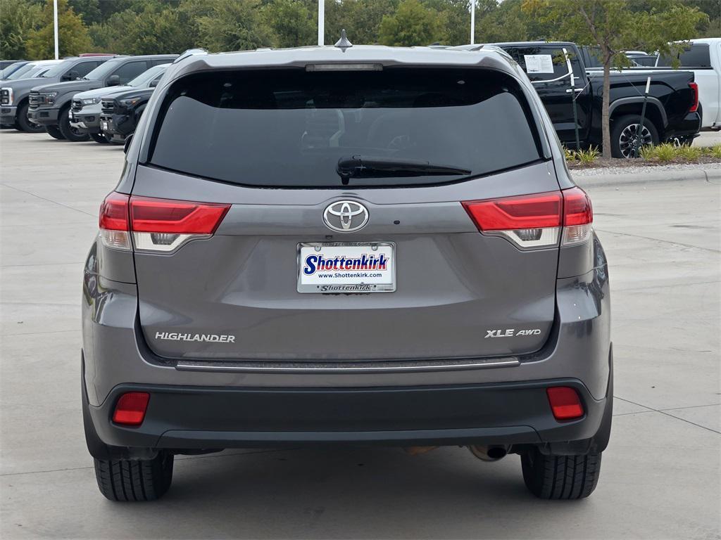 used 2018 Toyota Highlander car, priced at $19,963