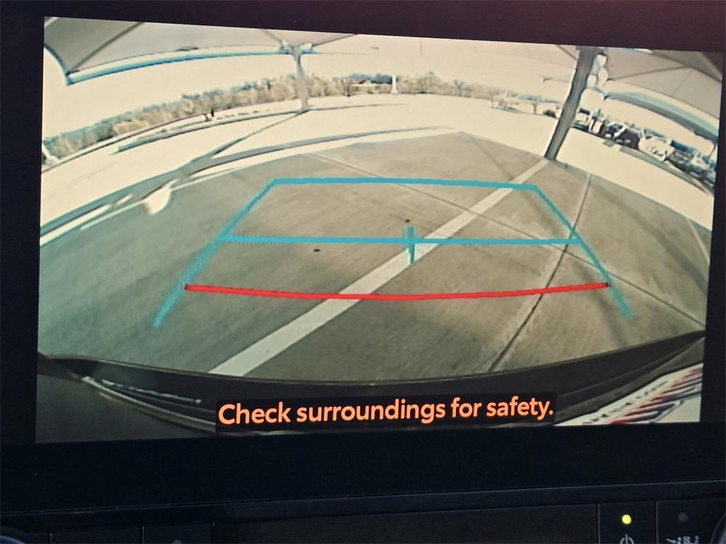 used 2023 Toyota Highlander car, priced at $34,492