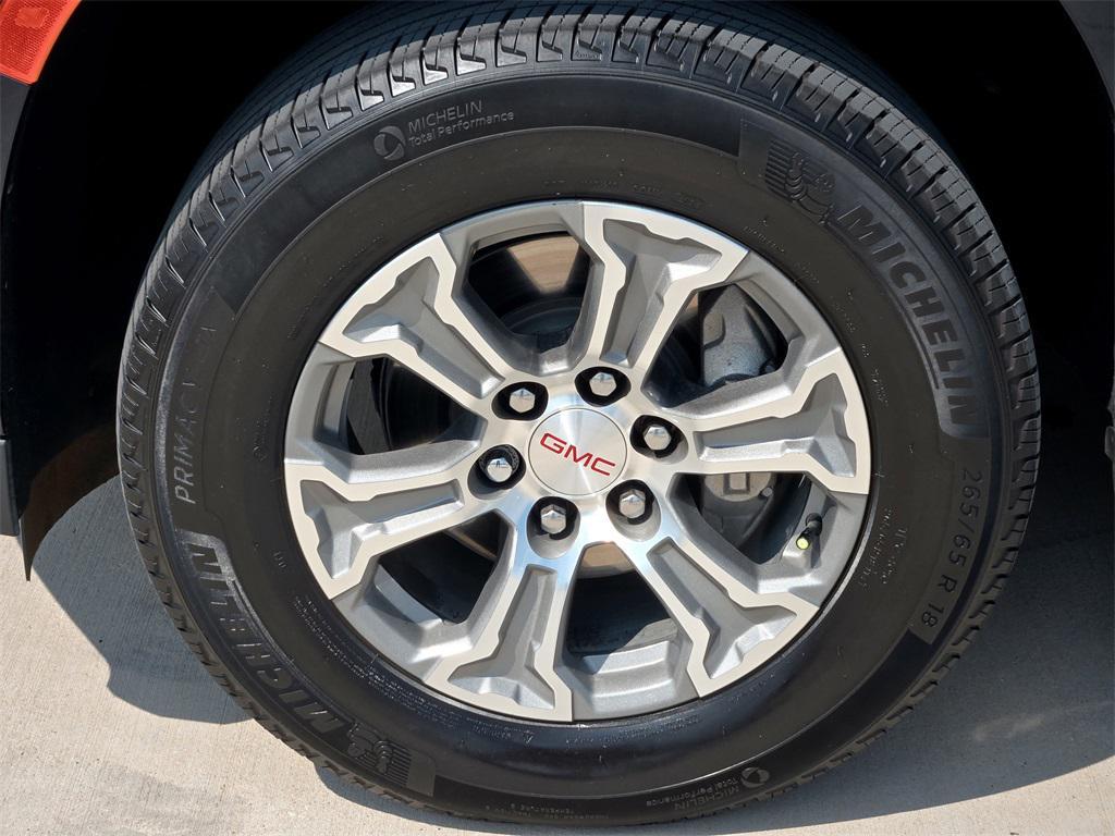 used 2024 GMC Yukon car, priced at $53,929