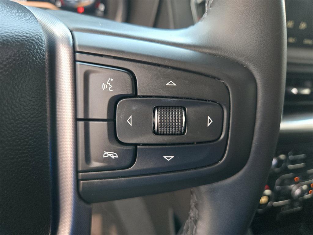 used 2024 GMC Yukon car, priced at $53,929