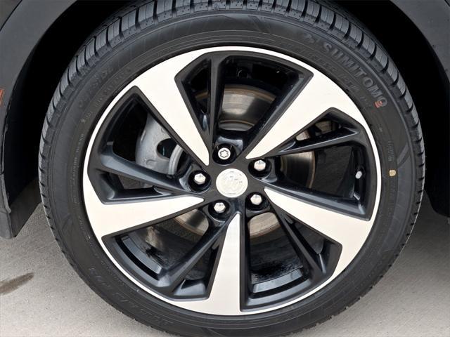 used 2021 Buick Envision car, priced at $21,869
