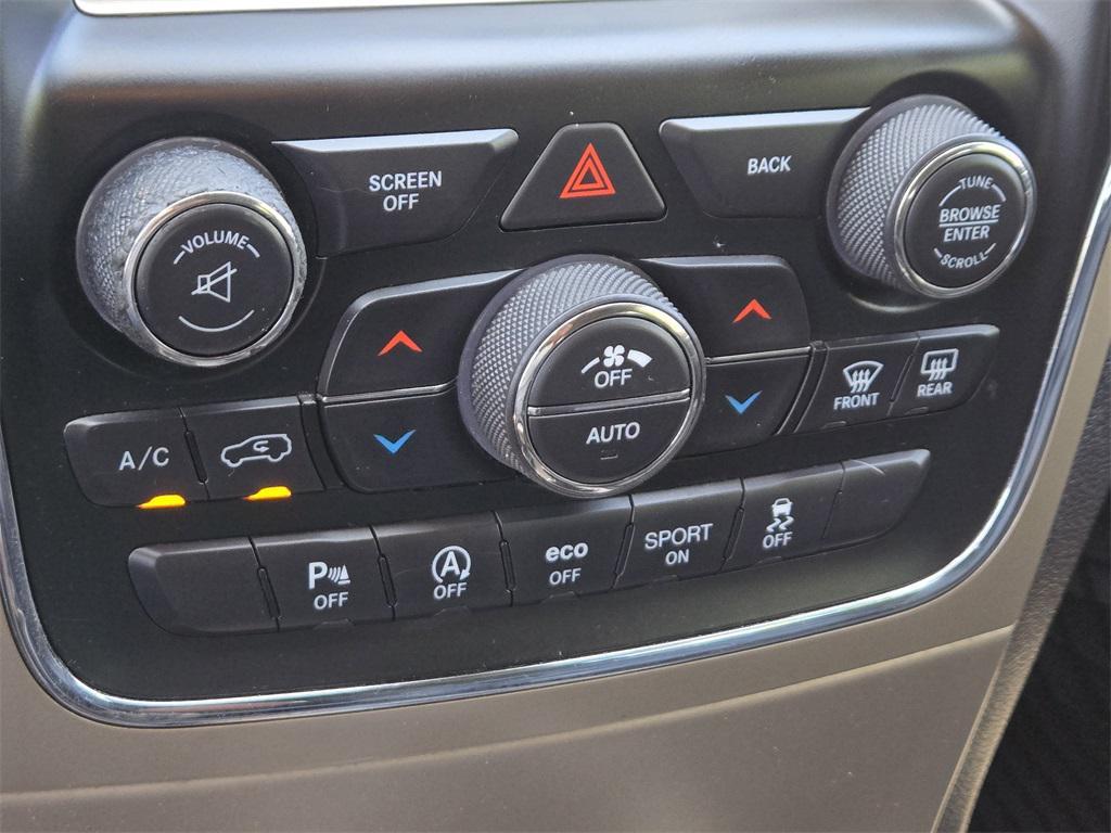 used 2016 Jeep Grand Cherokee car, priced at $9,637