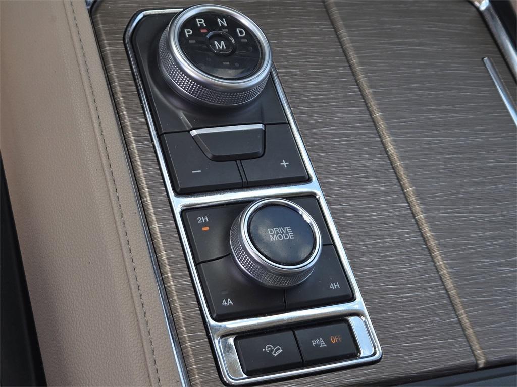 used 2024 Ford Expedition car, priced at $46,404
