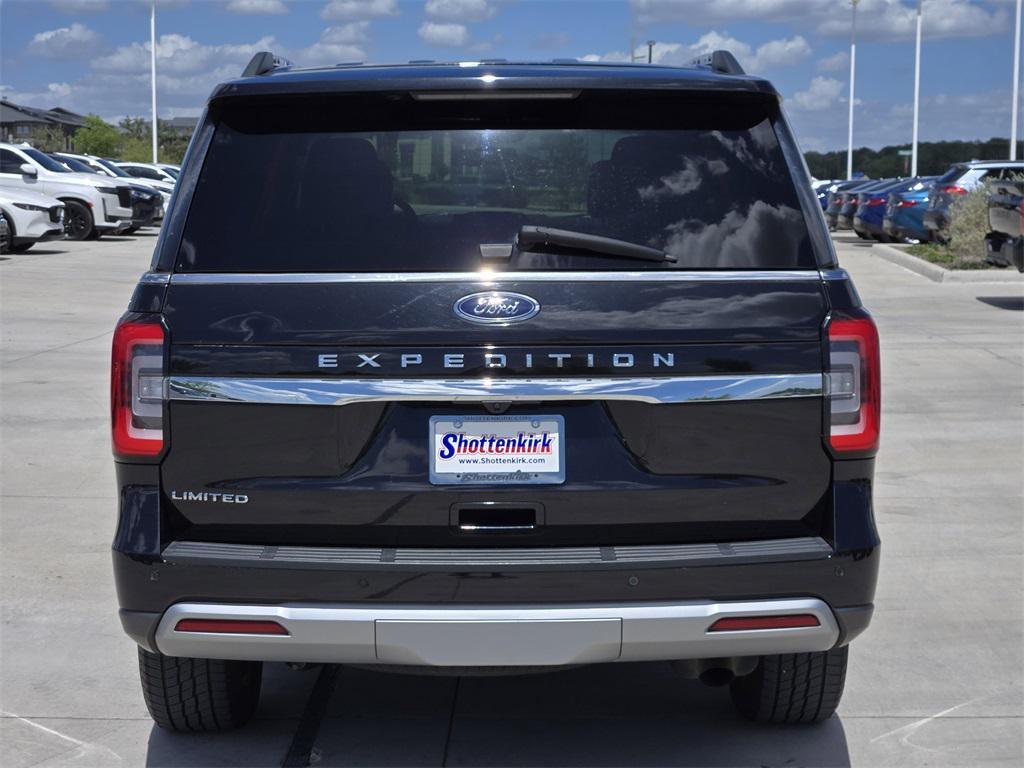 used 2024 Ford Expedition car, priced at $46,404