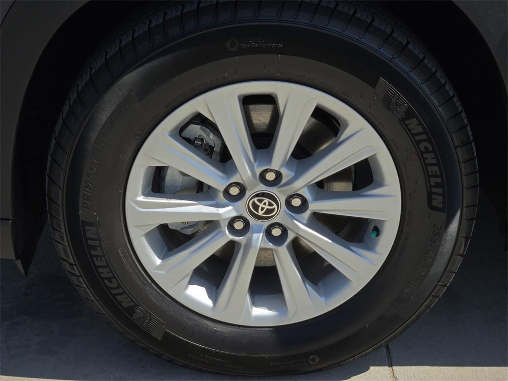 used 2025 Toyota Grand Highlander Hybrid car, priced at $50,942