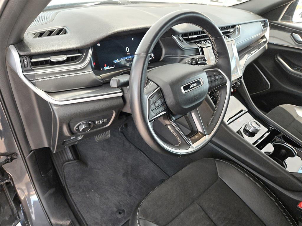 used 2022 Jeep Grand Cherokee car, priced at $29,607