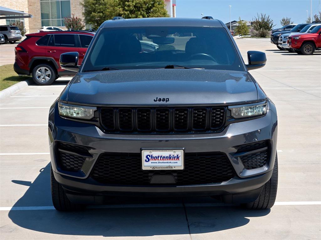 used 2022 Jeep Grand Cherokee car, priced at $29,607