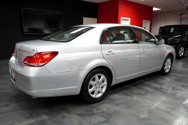 used 2007 Toyota Avalon car, priced at $5,995