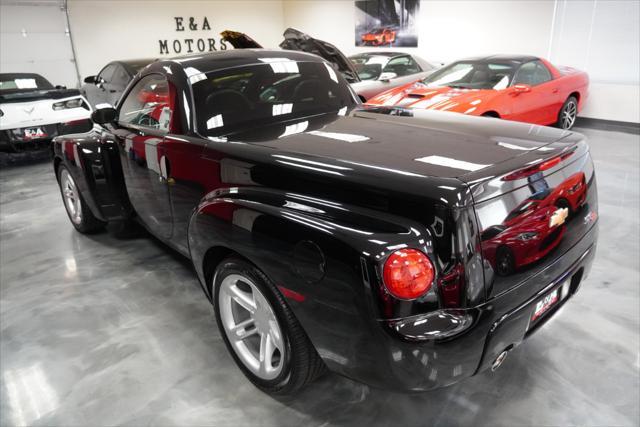 used 2004 Chevrolet SSR car, priced at $26,995