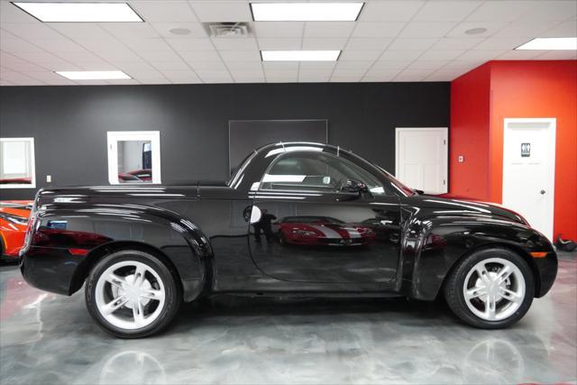 used 2004 Chevrolet SSR car, priced at $26,995
