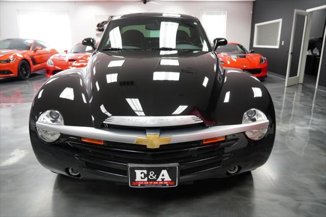 used 2004 Chevrolet SSR car, priced at $26,995