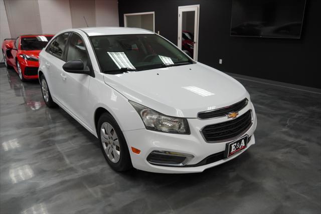 used 2016 Chevrolet Cruze Limited car, priced at $7,500