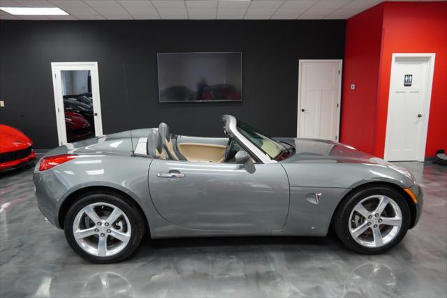 used 2006 Pontiac Solstice car, priced at $12,995