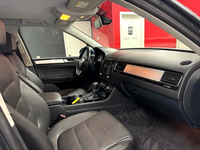 used 2014 Volkswagen Touareg car, priced at $12,900