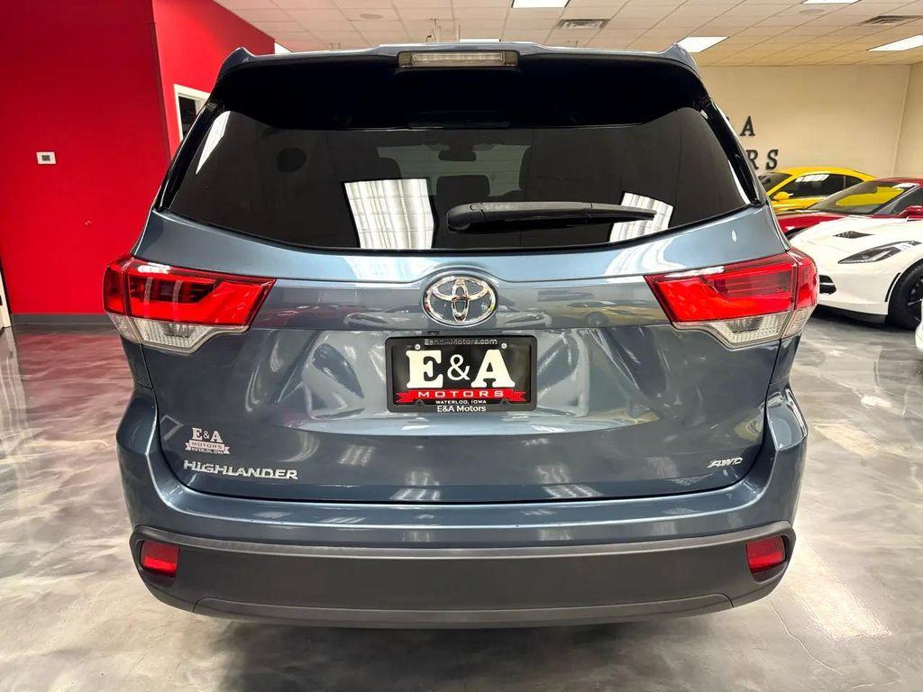 used 2019 Toyota Highlander car, priced at $23,900