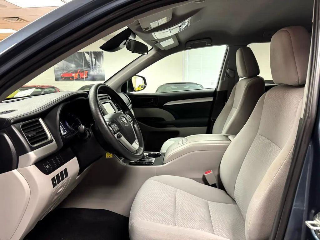 used 2019 Toyota Highlander car, priced at $23,900