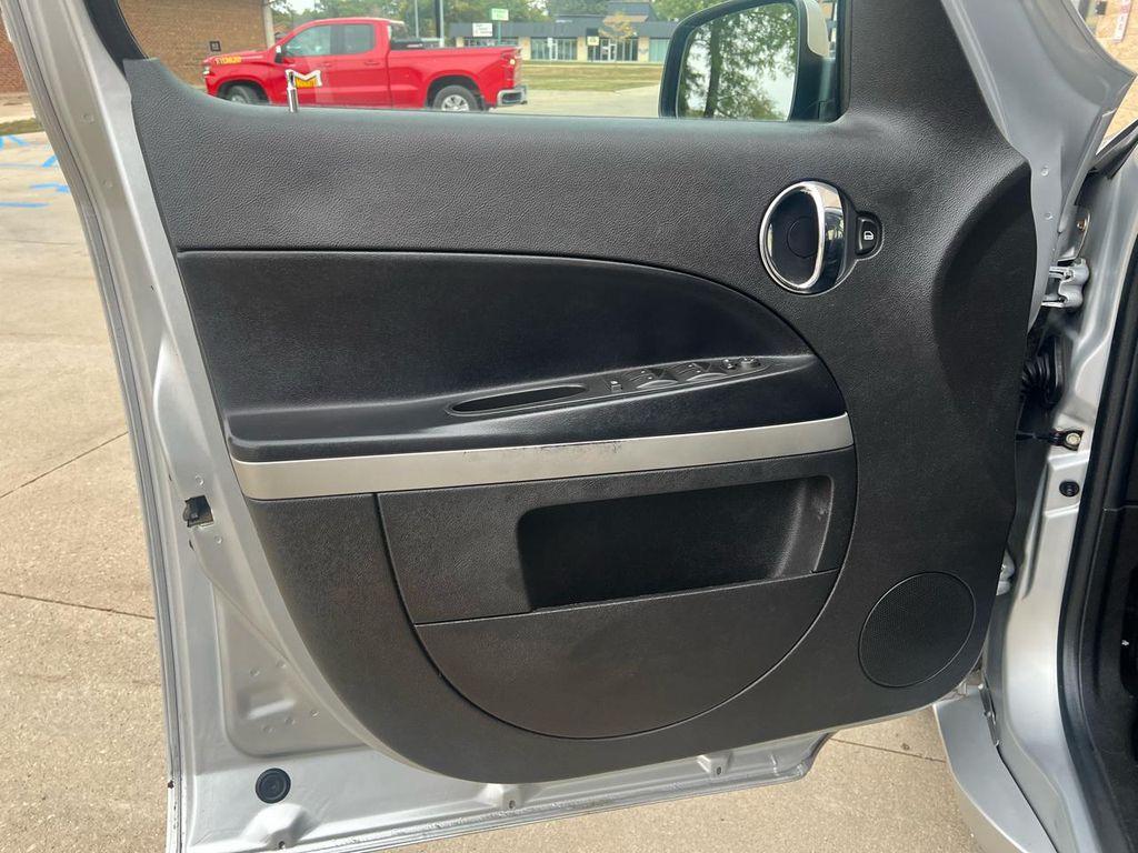 used 2011 Chevrolet HHR car, priced at $2,900