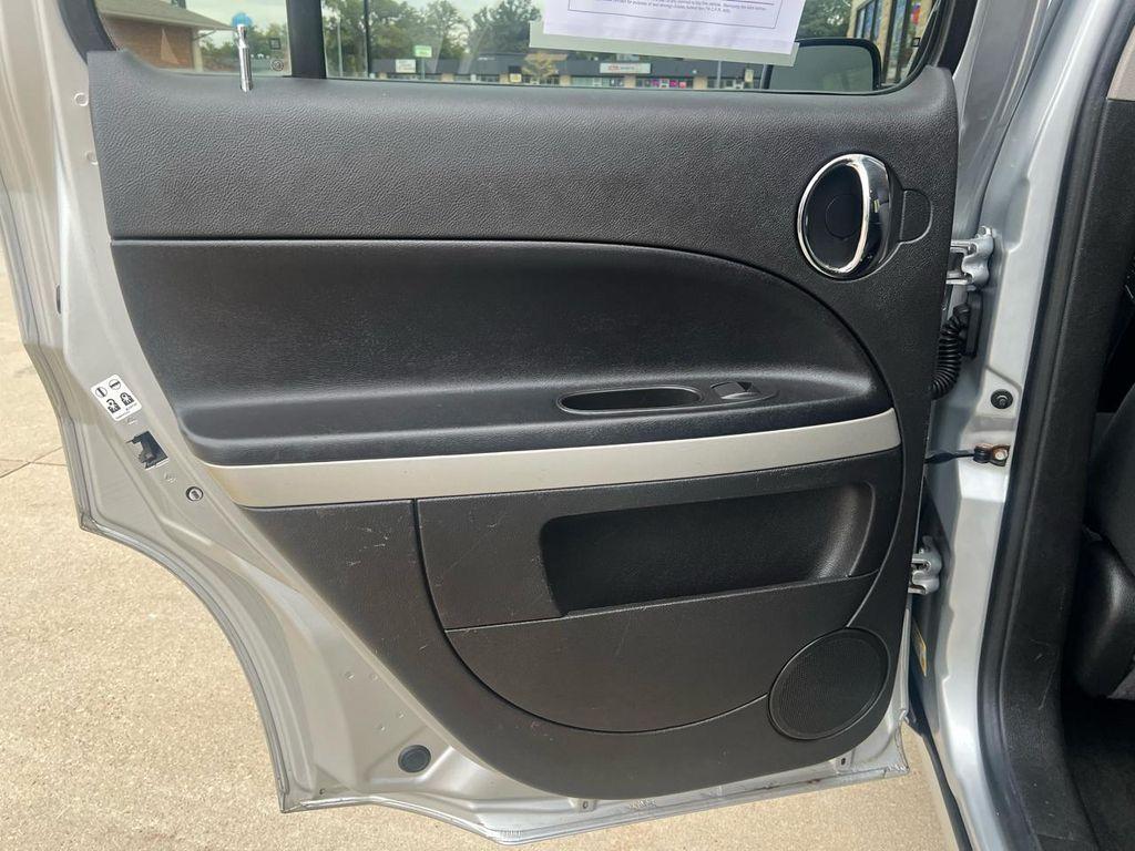 used 2011 Chevrolet HHR car, priced at $2,900