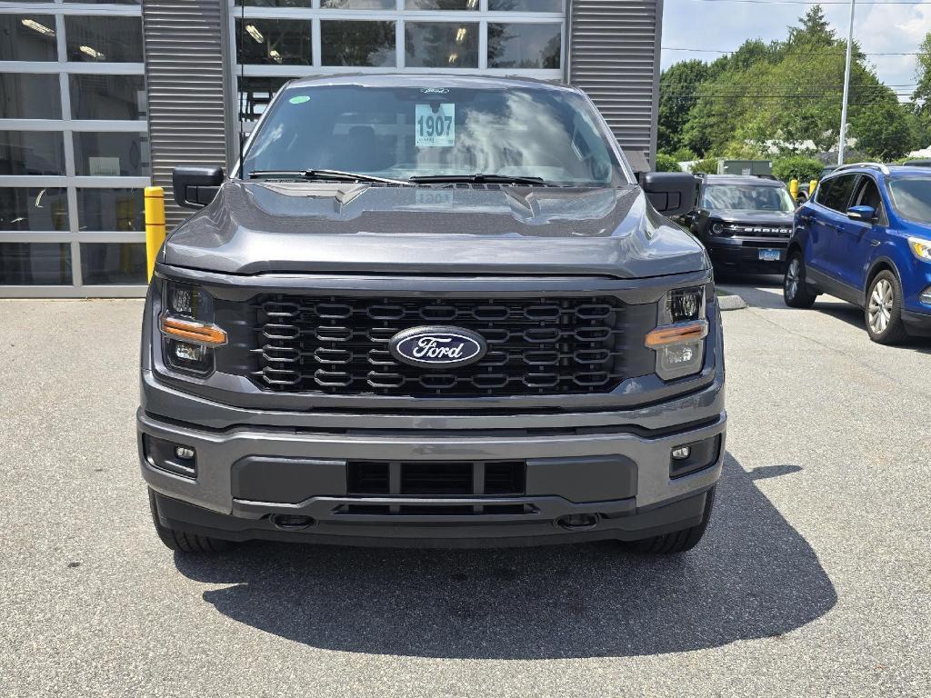 new 2025 Ford F-150 car, priced at $52,555