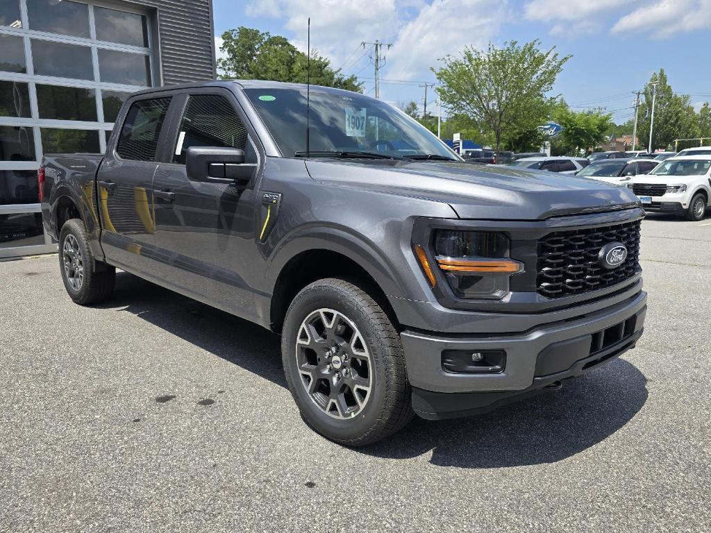 new 2025 Ford F-150 car, priced at $52,555