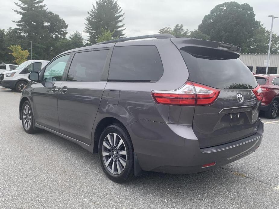 used 2018 Toyota Sienna car, priced at $24,995