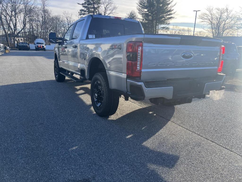 new 2024 Ford F-350 car, priced at $60,965