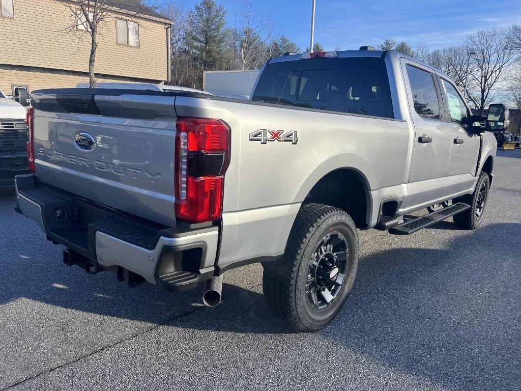 new 2024 Ford F-350 car, priced at $60,965