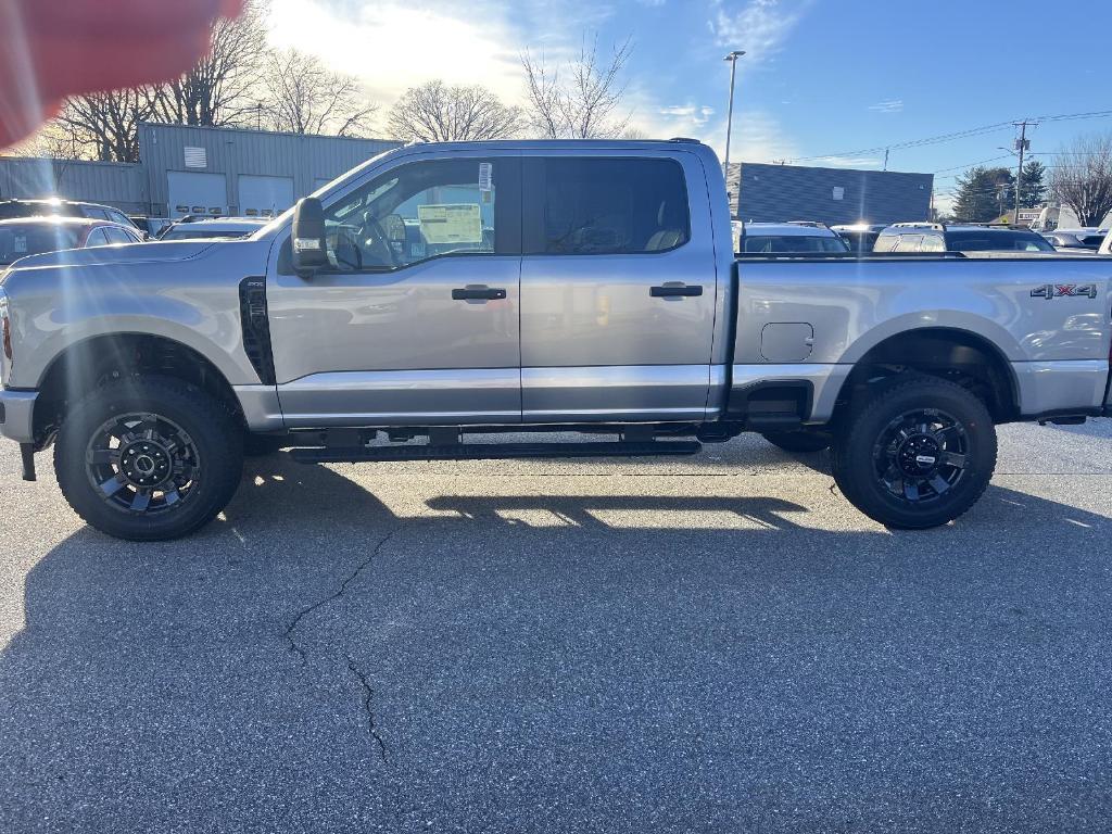 new 2024 Ford F-350 car, priced at $60,965