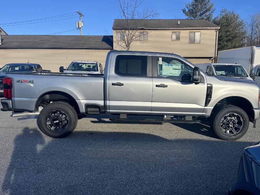 new 2024 Ford F-350 car, priced at $60,965