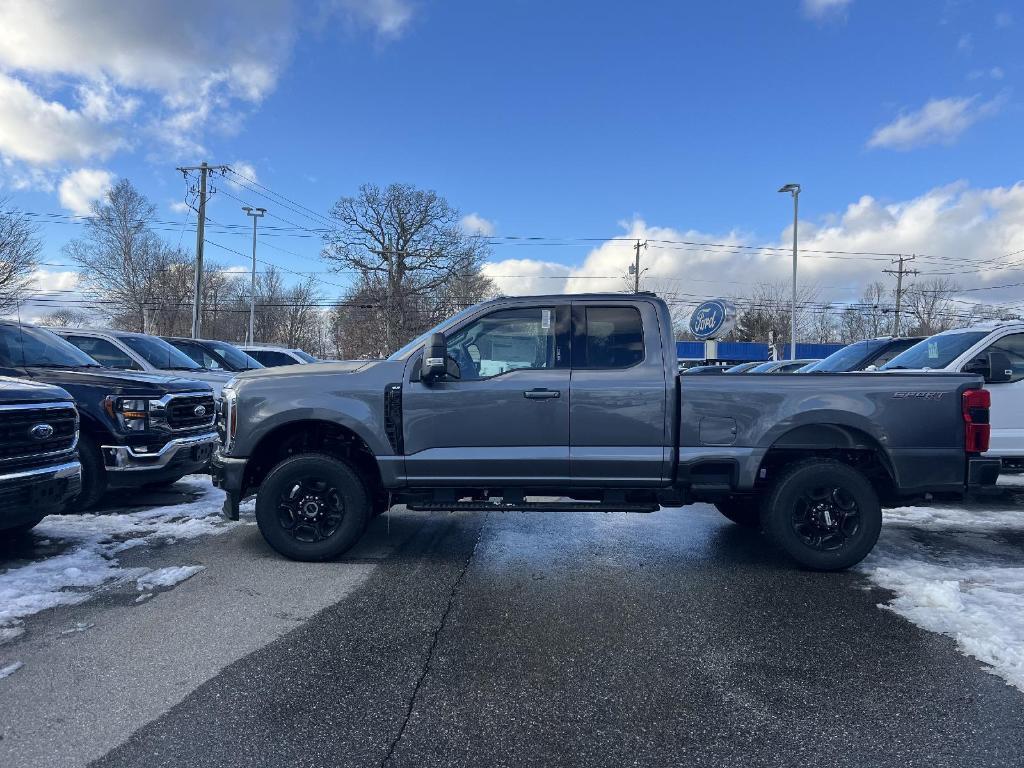 new 2024 Ford F-350 car, priced at $66,325