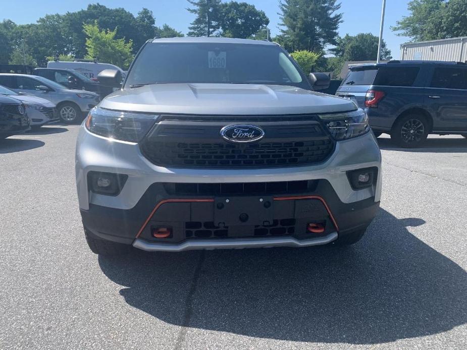 new 2024 Ford Explorer car, priced at $49,371